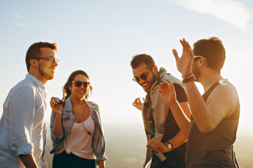Fun and Interesting Ways to Chat With Strangers Safely